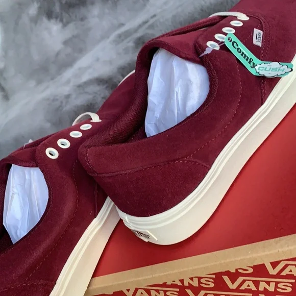 VANS COMFYCUSH ERA FRESHMAN PORT ROYAL/MARSHMALLOM WMNS Sneakers - Picture 13 of 15